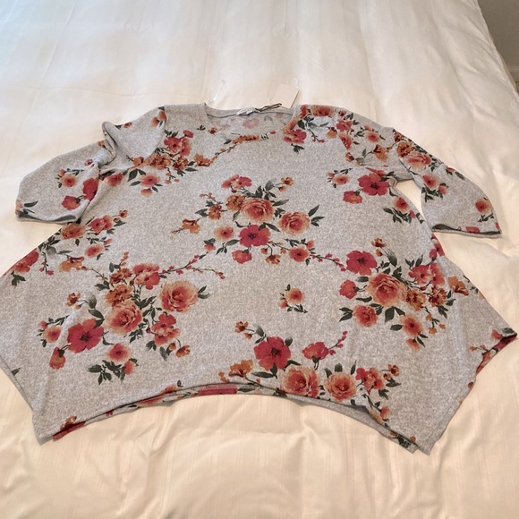 Green Envelope Scoop Neckline 3/4 Sleeve Floral Print Sharkbite  Hem Tunic Sz 1X - Picture 5 of 7